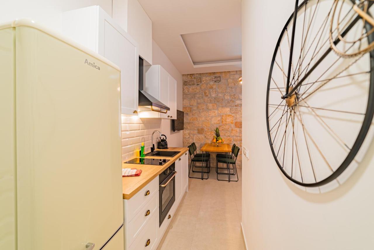 Apartman Lena Centar Bol Luaran gambar