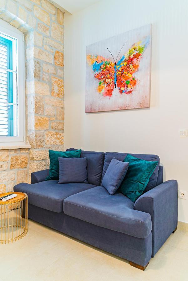 Apartman Lena Centar Bol Luaran gambar