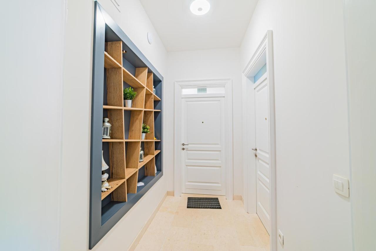 Apartman Lena Centar Bol Luaran gambar